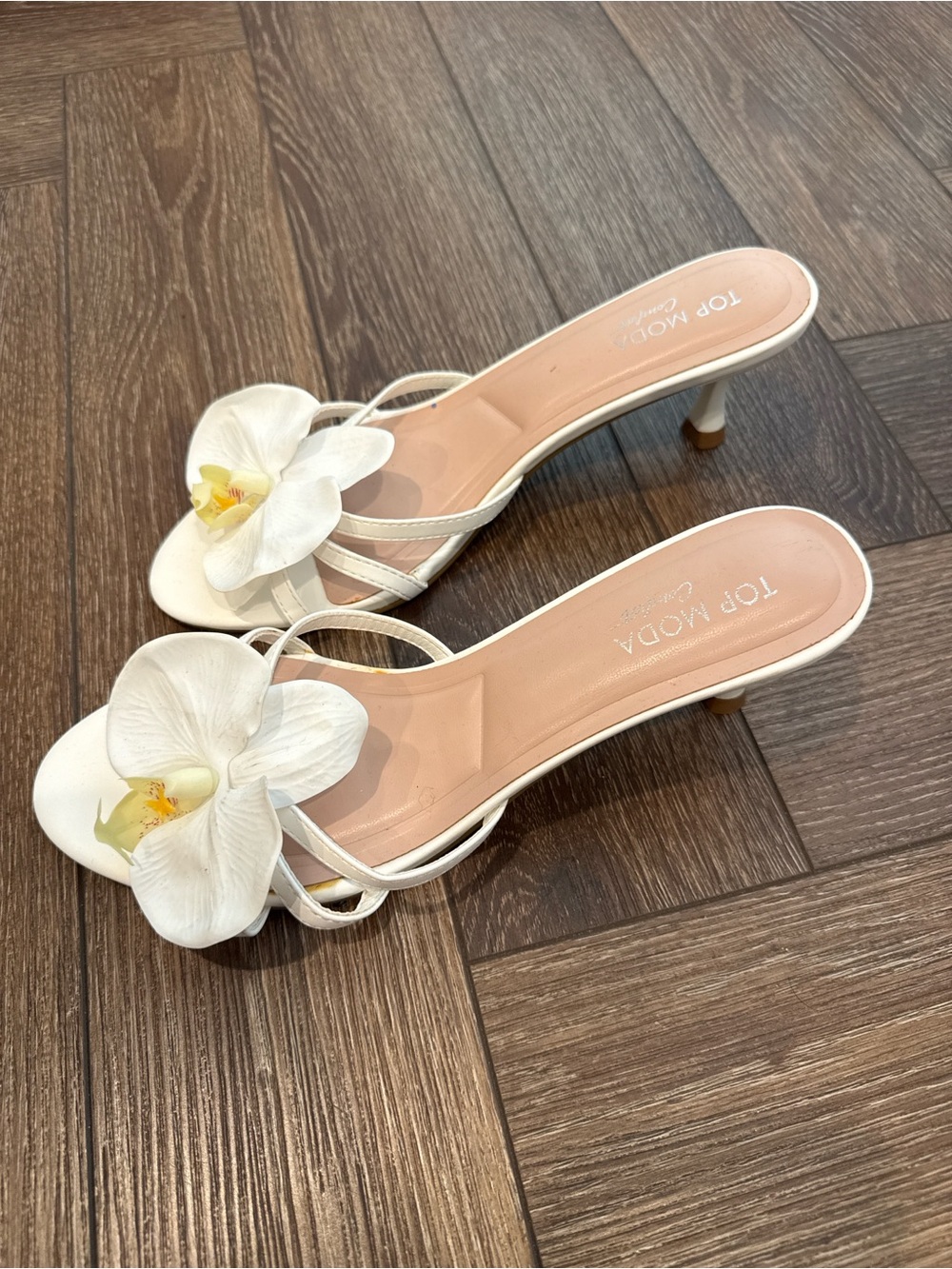 Fashion Nova White Floral Slip-On Kitten Heels